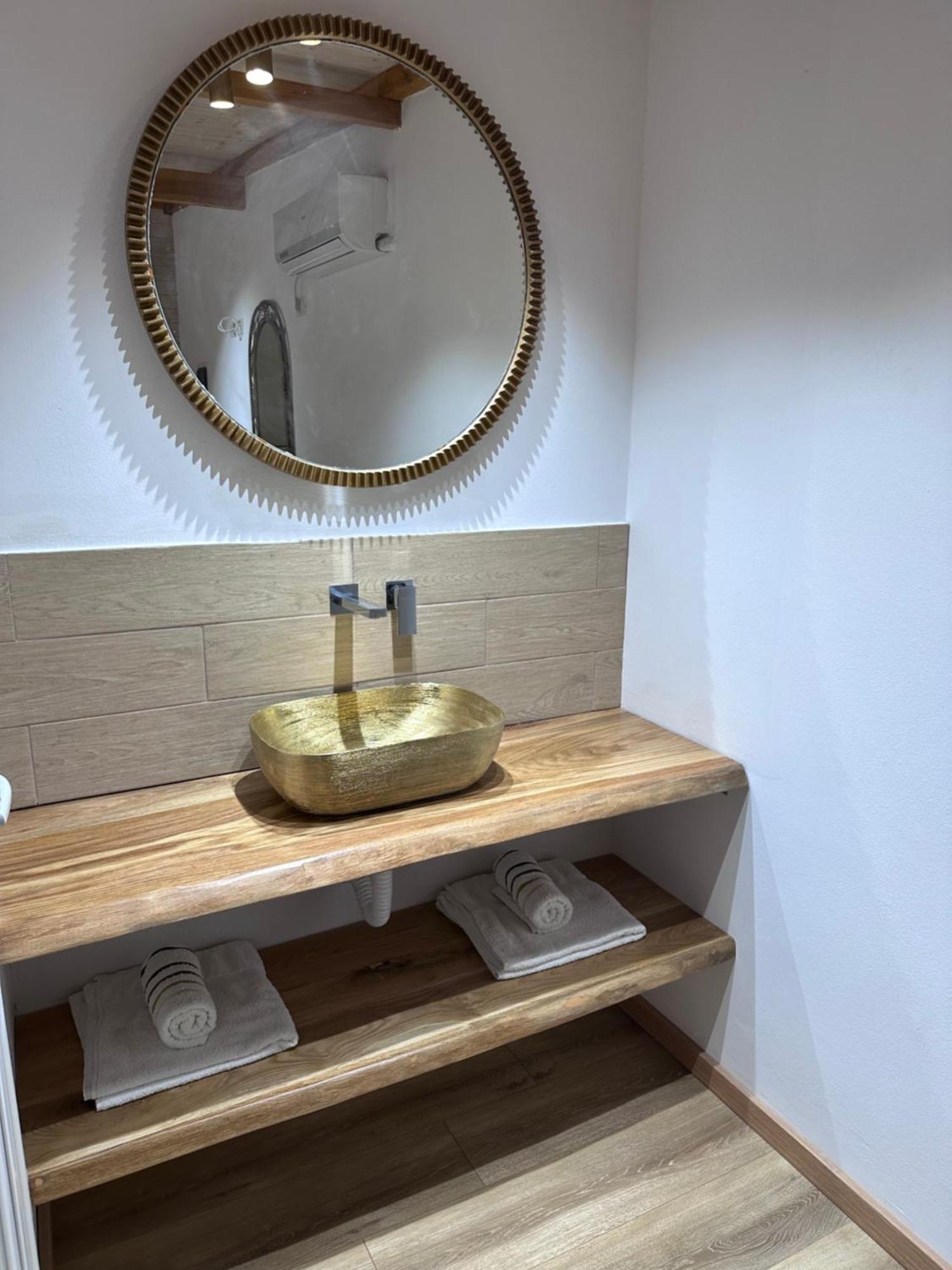 Nashos Bungalows Himare Fshat Kültér fotó