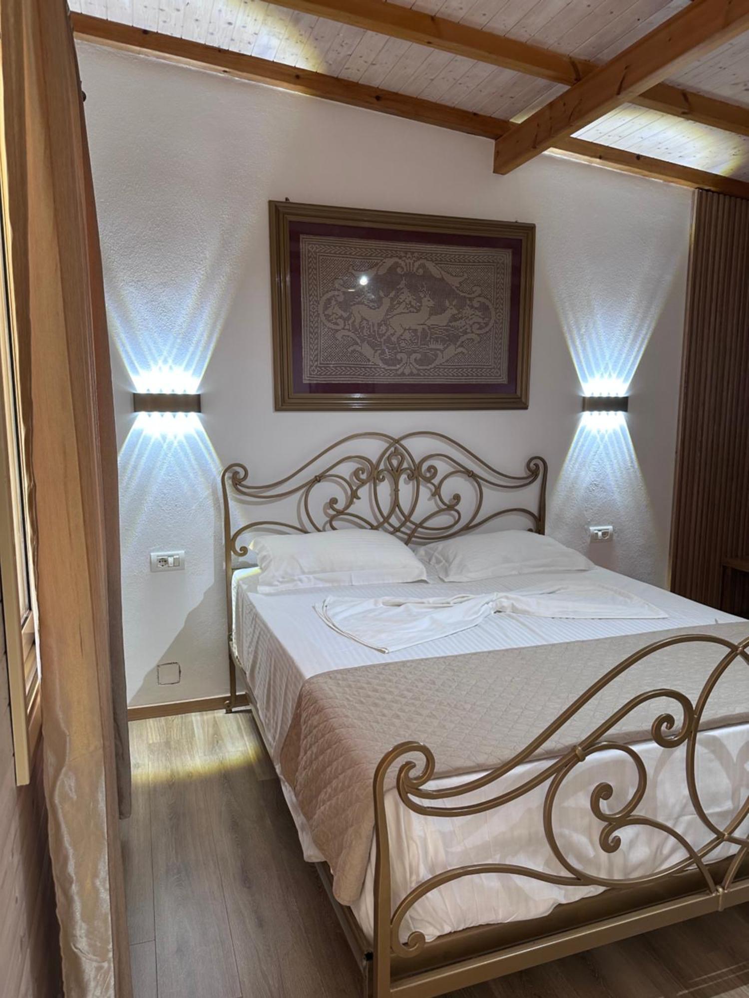 Nashos Bungalows Himare Fshat Kültér fotó